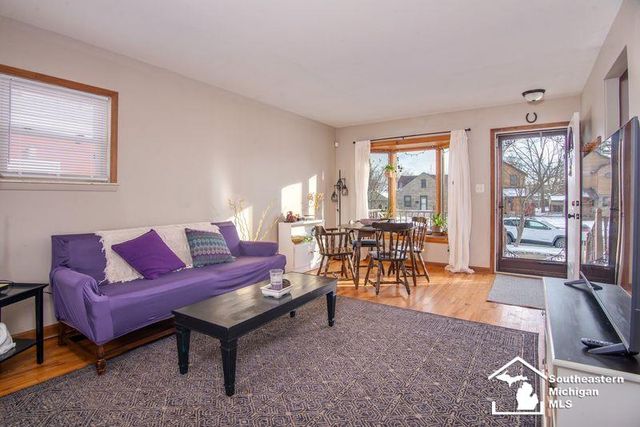 18082 Ray Street, Riverview, MI 48193