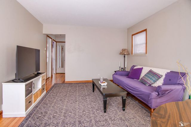 18082 Ray Street, Riverview, MI 48193