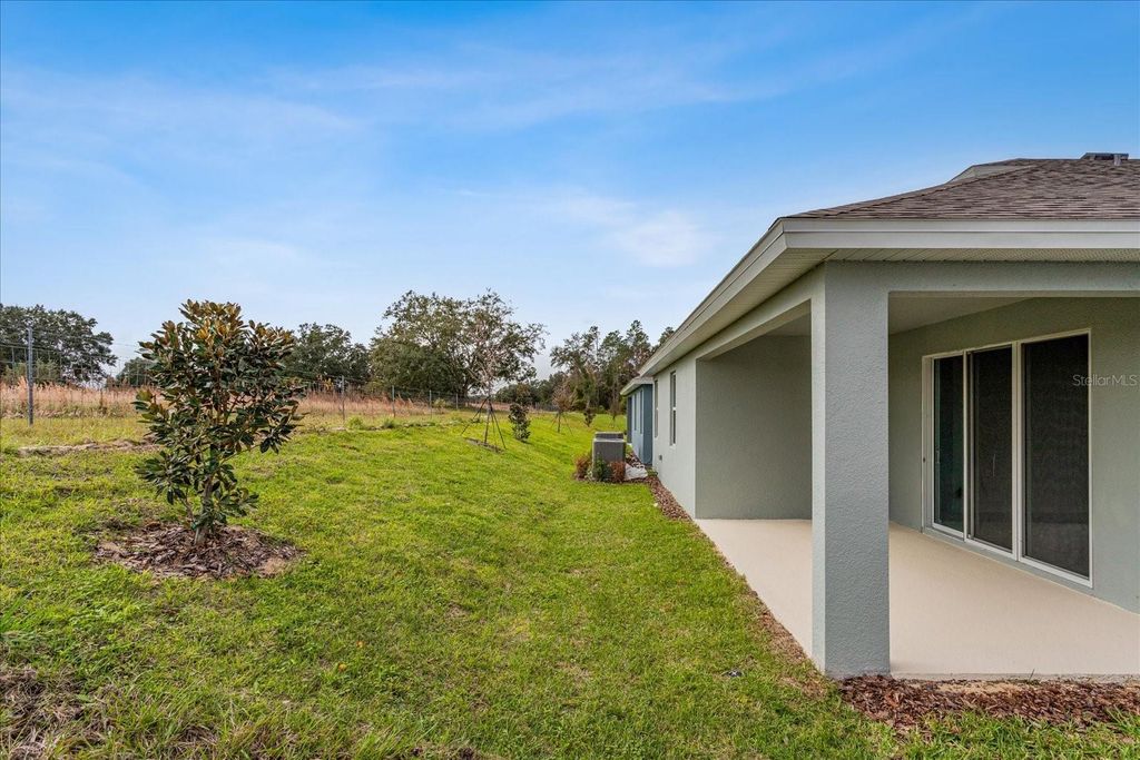 Image 25 of property listing at 6045 FLOWERING CHERRY BEND, Winter Garden, FL 34787