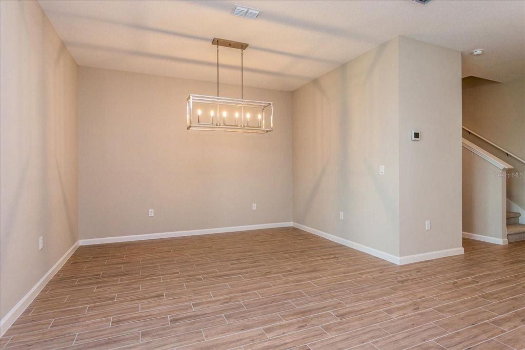 Image 6 of property listing at 6045 FLOWERING CHERRY BEND, Winter Garden, FL 34787