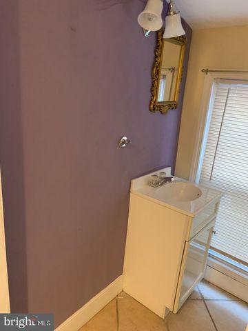 107 N 6TH ST, Camden, NJ 08102