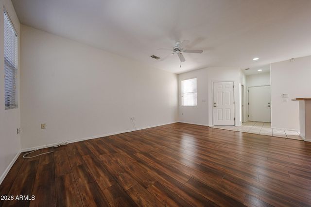 3221 N 37TH Street 32, Phoenix, AZ 85018