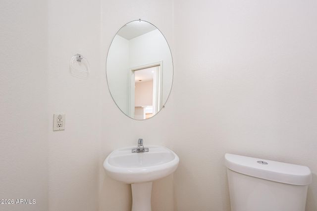 3221 N 37TH Street 32, Phoenix, AZ 85018