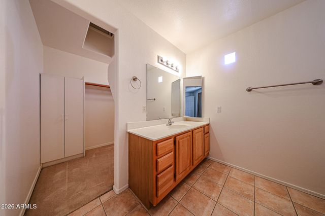 3221 N 37TH Street 32, Phoenix, AZ 85018