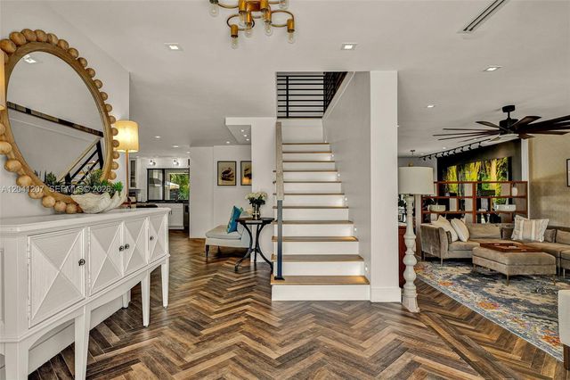 16416 NE 32nd Ave, North Miami Beach, FL 33160