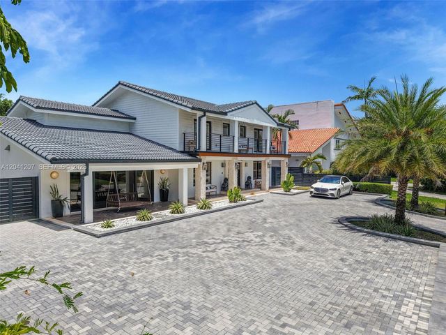 16416 NE 32nd Ave, North Miami Beach, FL 33160