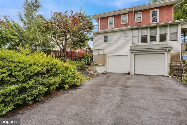 1322 BROOKE BLVD, Reading, PA 19607