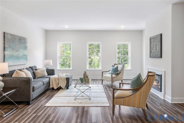 6404 Sanford Springs Cv, Midlothian, VA 23112