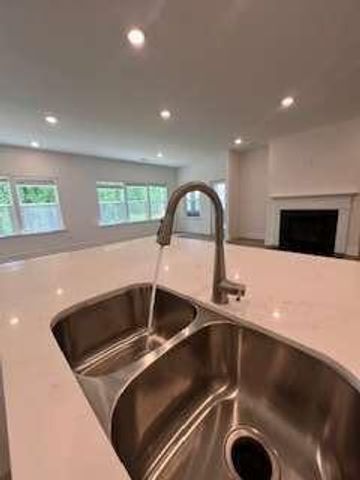 14 Candleberry Way, Sharpsburg, GA 30277