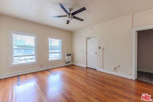661 Shatto Place 301, Los Angeles, CA 90005