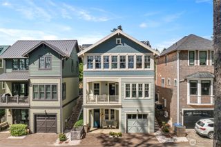 61 Seaside Lane, Pacific Beach, WA 98571
