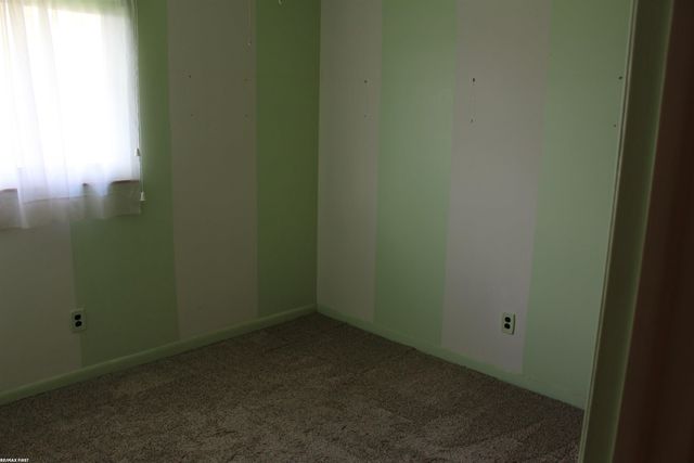 21004 Saint Gertrude Street, St Clair Shores, MI 48081