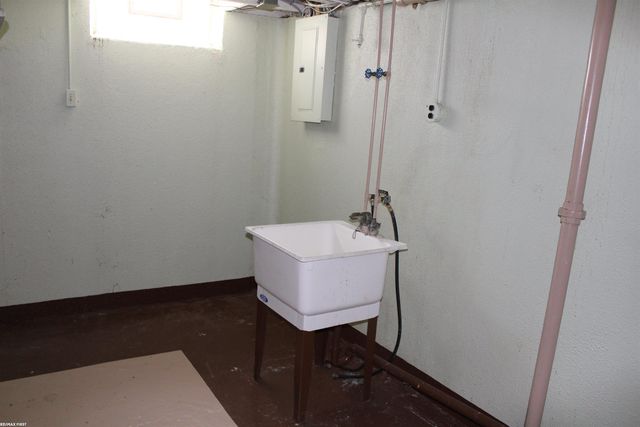 21004 Saint Gertrude Street, St Clair Shores, MI 48081