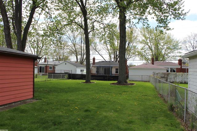 21004 Saint Gertrude Street, St Clair Shores, MI 48081