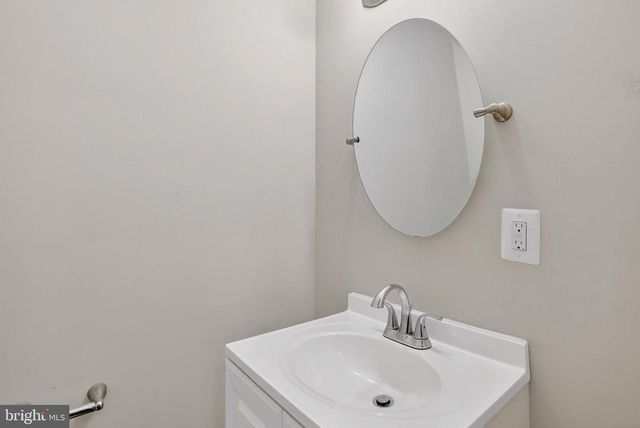 2942 ARUNAH AVE, Baltimore, MD 21216