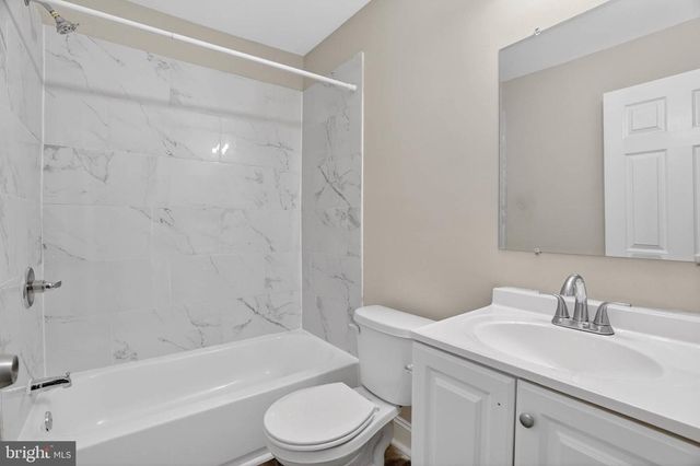 2942 ARUNAH AVE, Baltimore, MD 21216