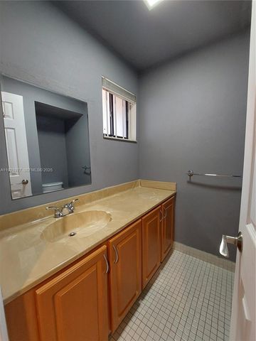 8415 SW 107th Ave 255W, Miami, FL 33173