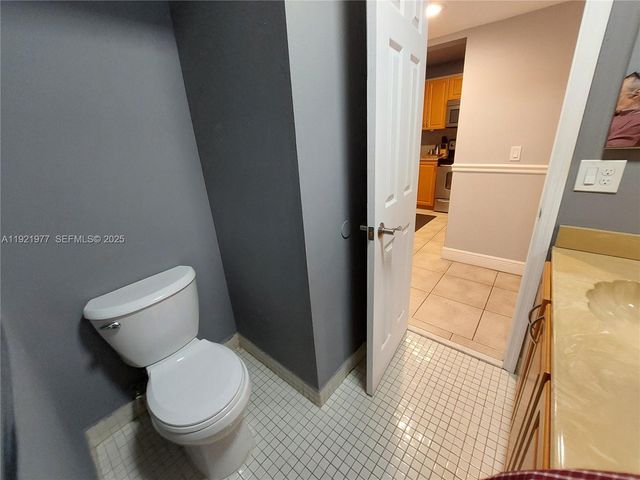 8415 SW 107th Ave 255W, Miami, FL 33173