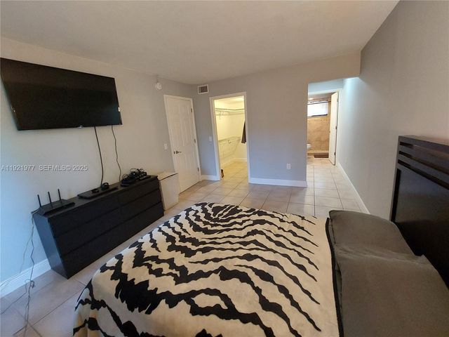 8415 SW 107th Ave 255W, Miami, FL 33173