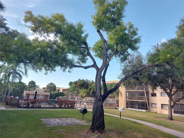 8415 SW 107th Ave 255W, Miami, FL 33173