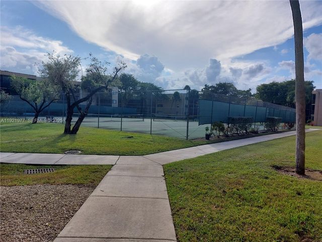 8415 SW 107th Ave 255W, Miami, FL 33173