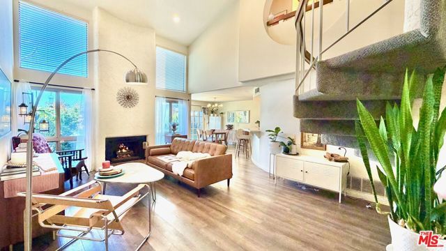 707 Shadow Lake Drive, Thousand Oaks, CA 91360