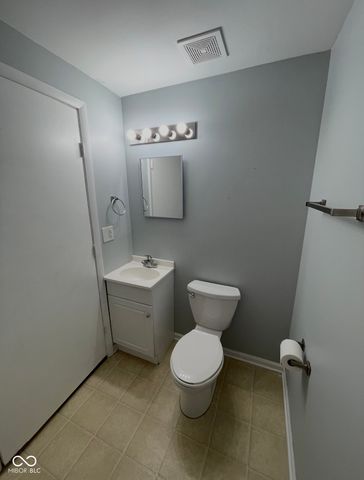 1702 Beechwood Drive, Plainfield, IN 46168