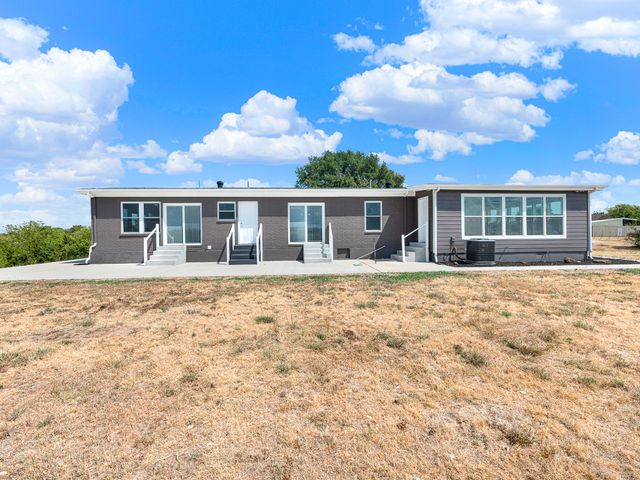 8116 Whispering Meadows Road, Joshua, TX 76058