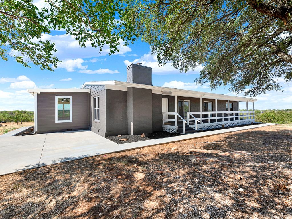 8116 Whispering Meadows Road, Joshua, TX 76058 — photo 2