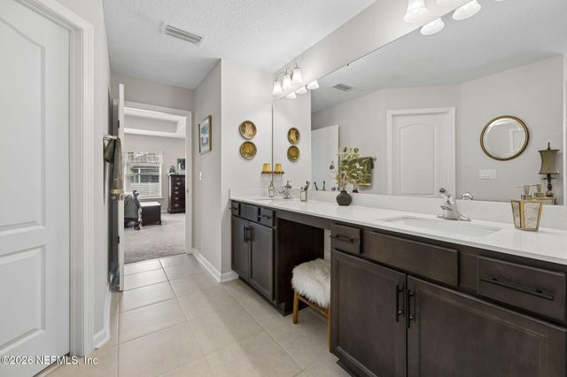 86784 LAZY LAKE Circle, Yulee, FL 32097