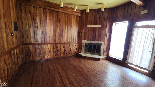 1677 W Forest Road, Crawfordsville, IN 47933