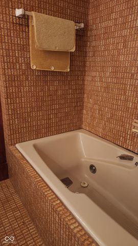 1677 W Forest Road, Crawfordsville, IN 47933