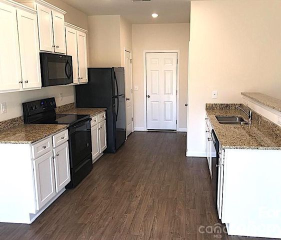 7210 Cuddington Drive, Charlotte, NC 28215