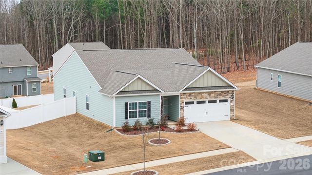 131 N Sina Street, Troutman, NC 28166