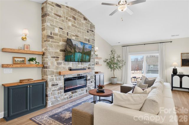 131 N Sina Street, Troutman, NC 28166