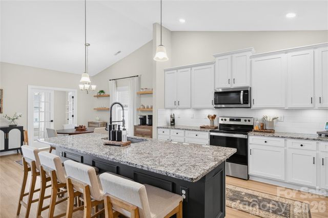 131 N Sina Street, Troutman, NC 28166