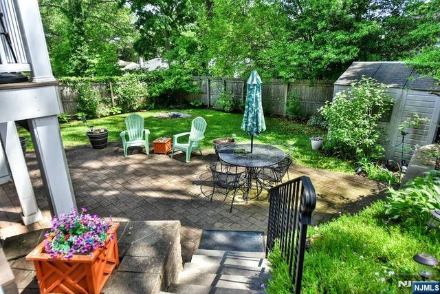 90 Grove Street, Waldwick, NJ 07463