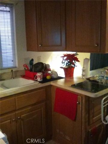 10799 Sherman Grove Avenue 18, Sunland (los Angeles), CA 91040