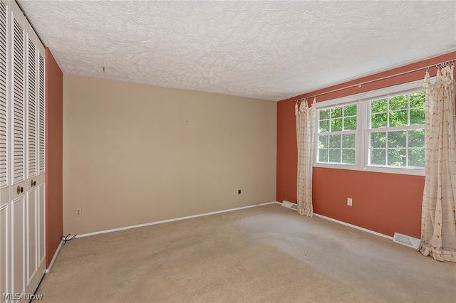 9090 Aileen Drive, Mentor, OH 44060