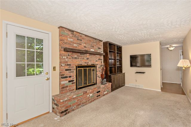 9090 Aileen Drive, Mentor, OH 44060