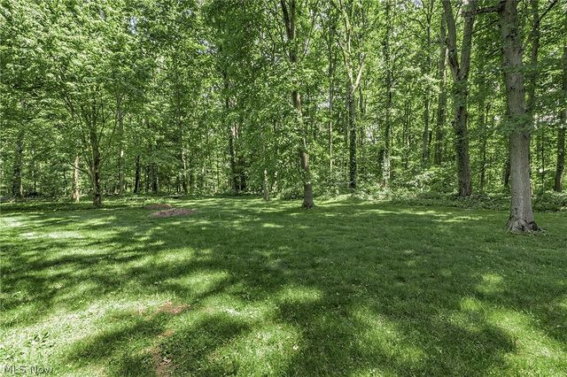 9090 Aileen Drive, Mentor, OH 44060