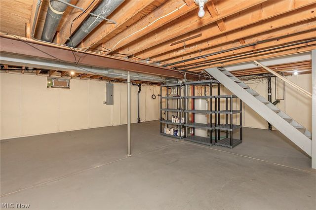 9090 Aileen Drive, Mentor, OH 44060