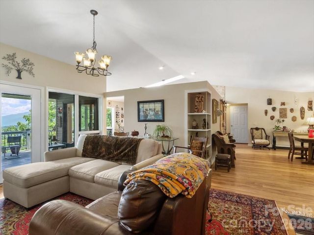 1355 Moonshine Mountain Road 32, Burnsville, NC 28714