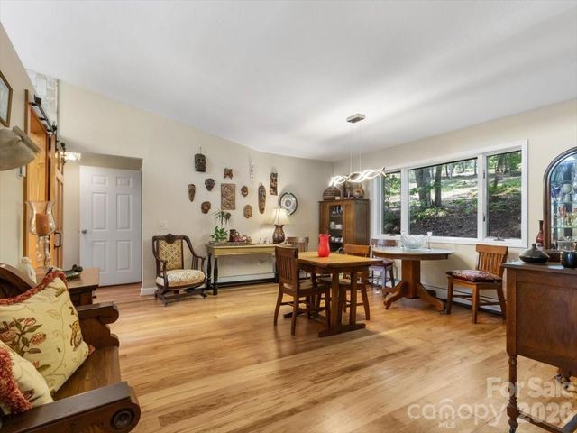 1355 Moonshine Mountain Road 32, Burnsville, NC 28714