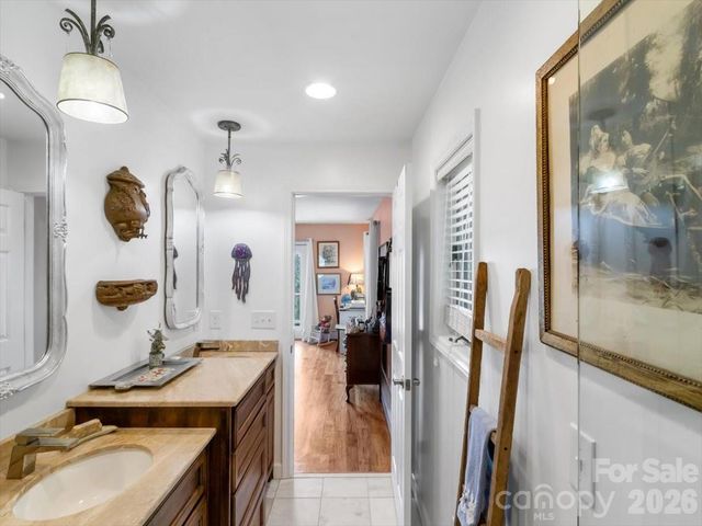 1355 Moonshine Mountain Road 32, Burnsville, NC 28714