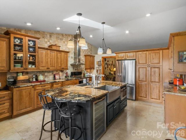 1355 Moonshine Mountain Road 32, Burnsville, NC 28714