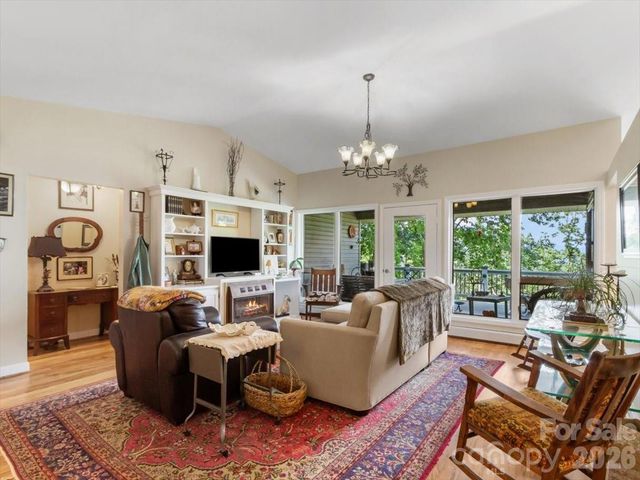 1355 Moonshine Mountain Road 32, Burnsville, NC 28714