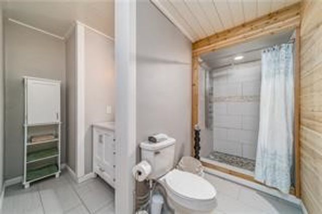 902 NW K Street, Bentonville, AR 72712