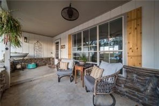 902 NW K Street, Bentonville, AR 72712