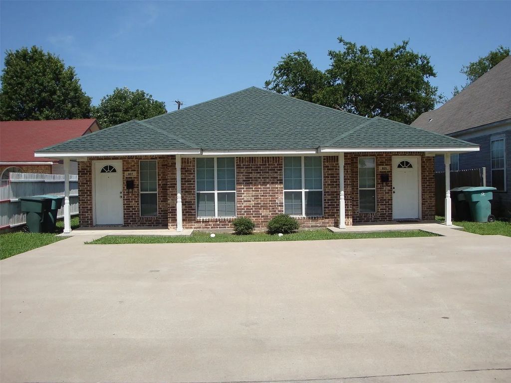 807 N Cleveland Avenue 805, Sherman, TX 75090